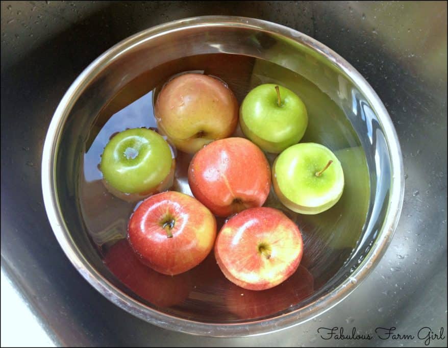DIY Natural Produce Wash - Our Oily House